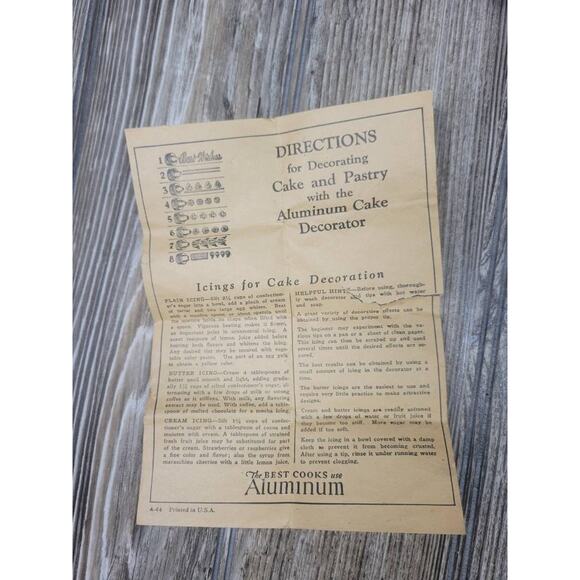 Vintage Cake Decorator Set Aluminum 4 Tip Set - Picture 2 of 4